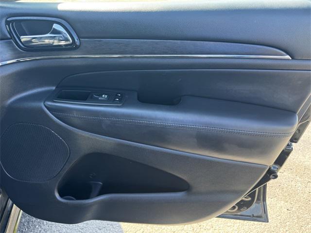 used 2019 Jeep Grand Cherokee car, priced at $24,390