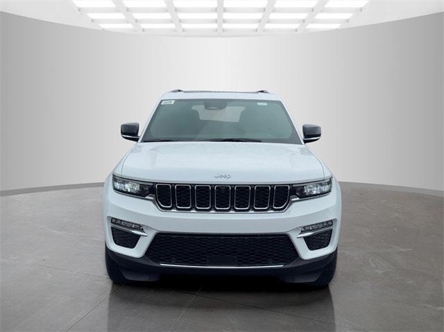 new 2025 Jeep Grand Cherokee car, priced at $44,988