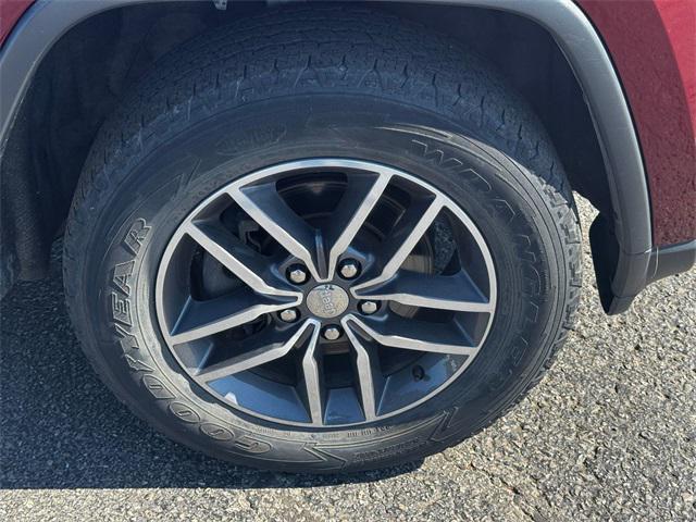 used 2018 Jeep Grand Cherokee car, priced at $17,482