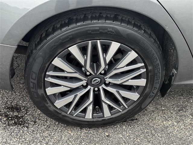 used 2023 Nissan Altima car, priced at $20,988