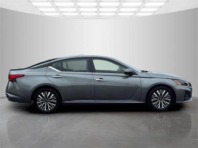 used 2023 Nissan Altima car, priced at $20,988