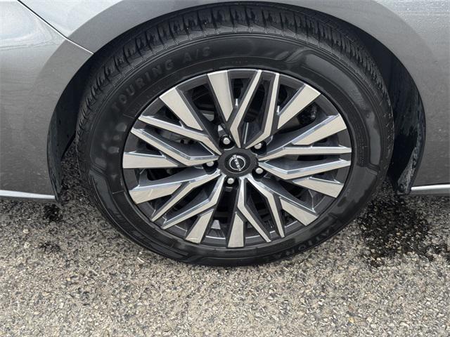 used 2023 Nissan Altima car, priced at $20,988
