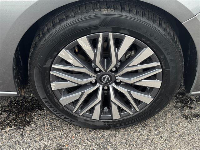 used 2023 Nissan Altima car, priced at $20,988
