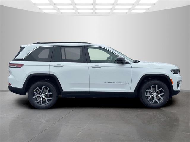 new 2025 Jeep Grand Cherokee car