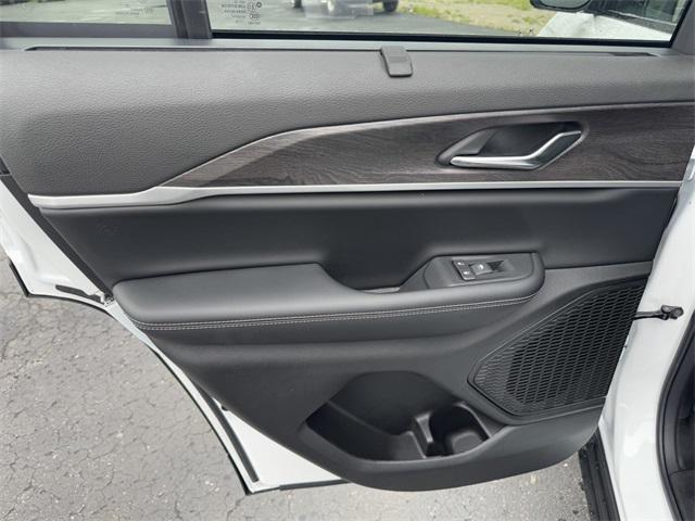 new 2025 Jeep Grand Cherokee car