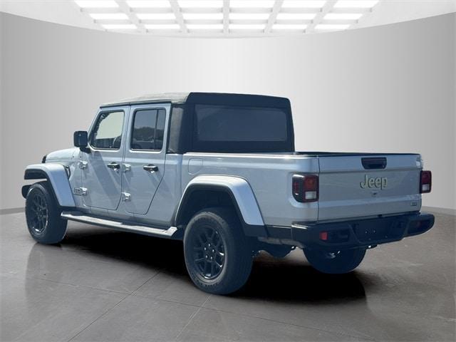 used 2023 Jeep Gladiator car, priced at $38,605