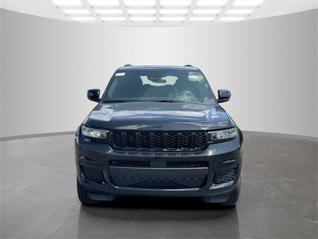 new 2024 Jeep Grand Cherokee car, priced at $43,997