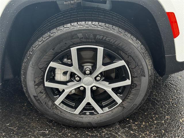 used 2024 Jeep Grand Cherokee car, priced at $36,764