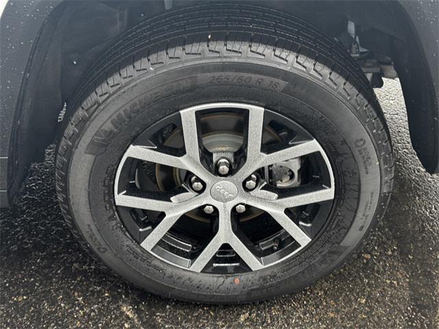 used 2024 Jeep Grand Cherokee car, priced at $36,764