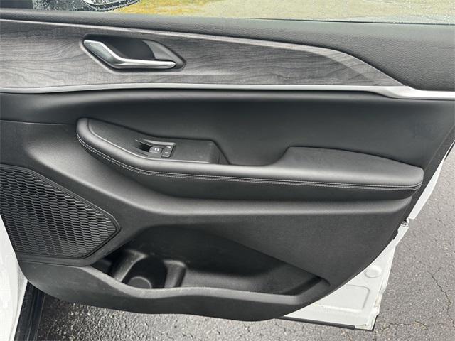 used 2024 Jeep Grand Cherokee car, priced at $36,764