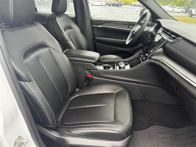 used 2024 Jeep Grand Cherokee car, priced at $36,764