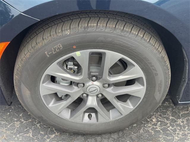 new 2025 Chrysler Pacifica car, priced at $55,568