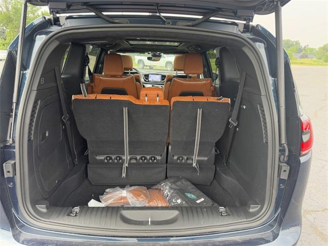 new 2025 Chrysler Pacifica car, priced at $55,568