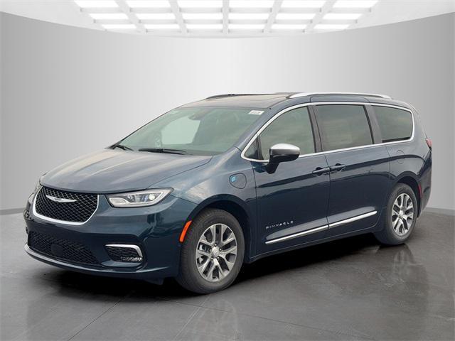new 2025 Chrysler Pacifica car, priced at $55,568