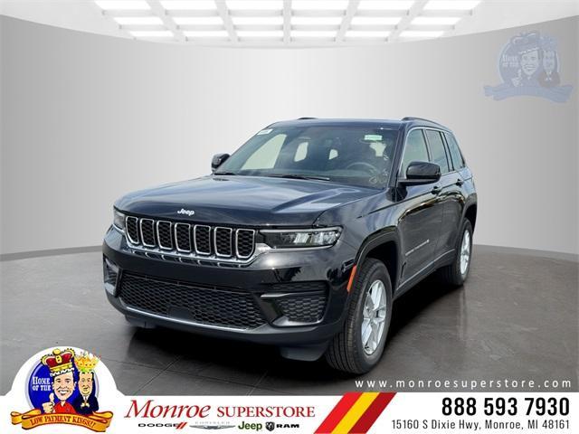 new 2024 Jeep Grand Cherokee car, priced at $35,997