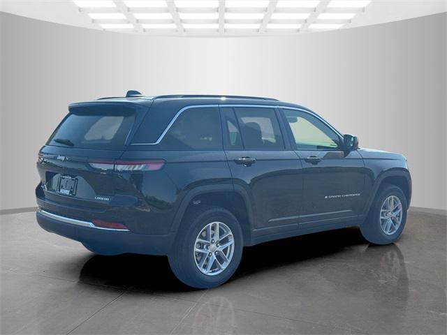 new 2025 Jeep Grand Cherokee car, priced at $37,988