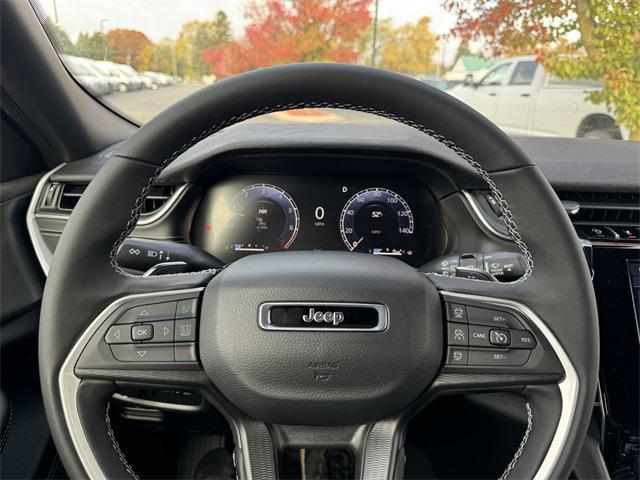 new 2025 Jeep Grand Cherokee car, priced at $45,988