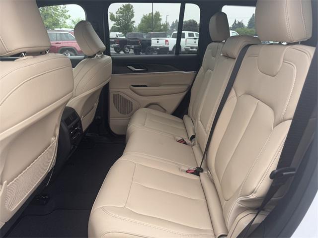 new 2025 Jeep Grand Cherokee car, priced at $42,768