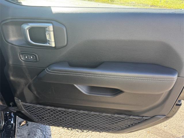 used 2023 Jeep Gladiator car, priced at $29,989