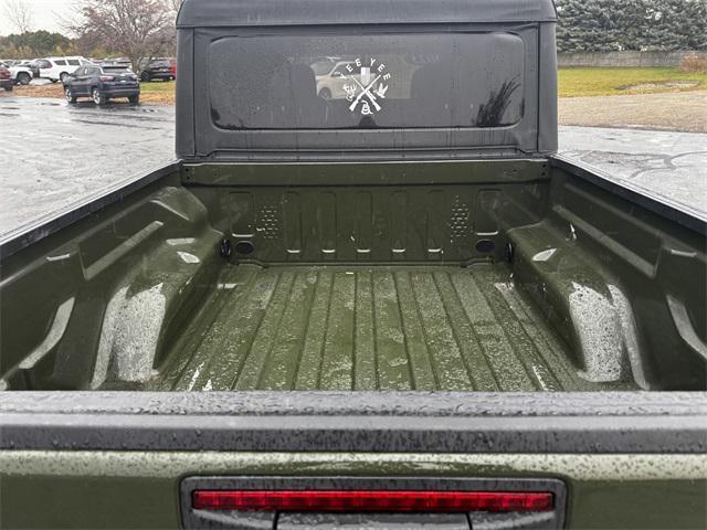 used 2023 Jeep Gladiator car, priced at $32,989