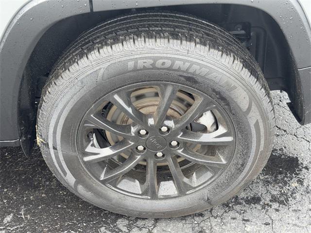 used 2023 Jeep Cherokee car, priced at $24,688