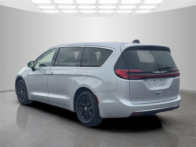 used 2023 Chrysler Pacifica car, priced at $24,500