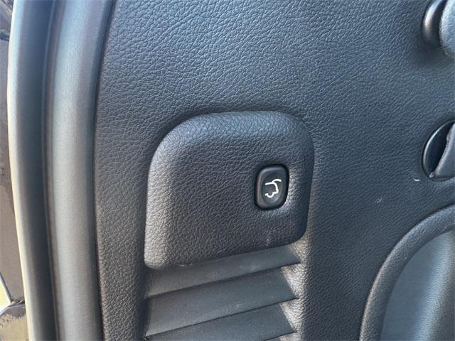 used 2021 Jeep Grand Cherokee car, priced at $28,646
