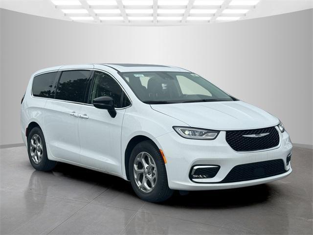 new 2024 Chrysler Pacifica car, priced at $49,925