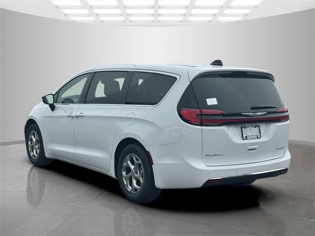 new 2024 Chrysler Pacifica car, priced at $49,925