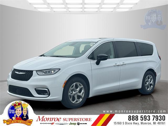 new 2024 Chrysler Pacifica car, priced at $49,925