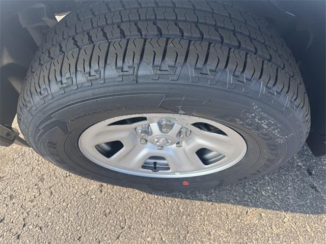 new 2025 Ram 1500 car, priced at $41,998