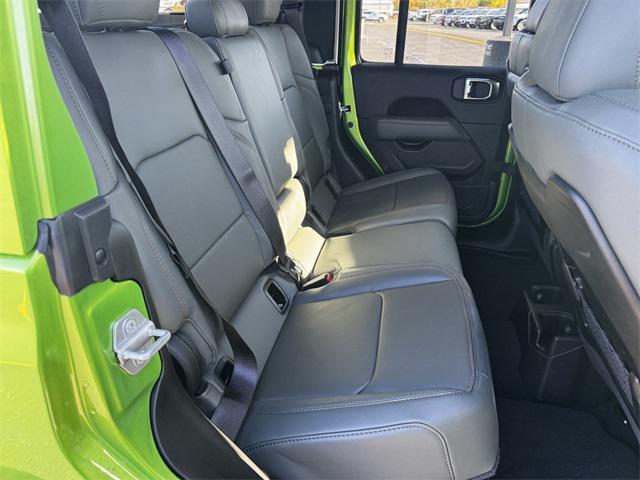 new 2025 Jeep Gladiator car, priced at $54,988