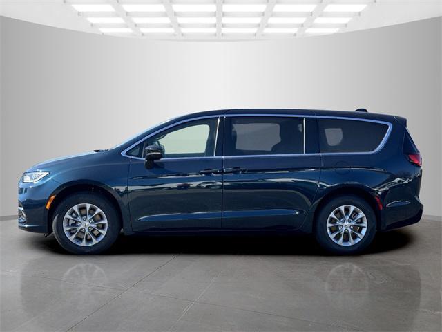 new 2025 Chrysler Pacifica car, priced at $43,897