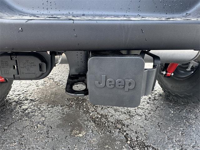 new 2025 Jeep Wrangler car, priced at $53,398