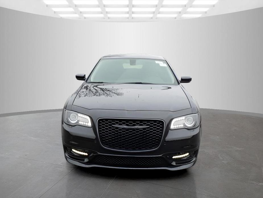 new 2023 Chrysler 300 car, priced at $39,598