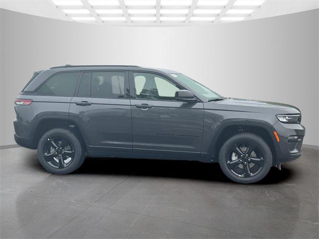new 2025 Jeep Grand Cherokee car, priced at $45,798
