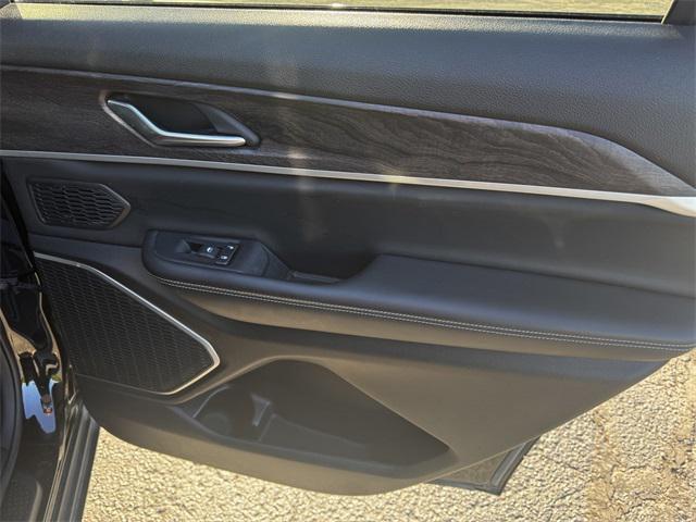 used 2022 Jeep Grand Cherokee L car, priced at $30,592