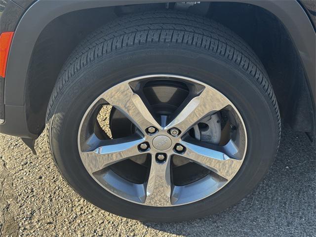 used 2022 Jeep Grand Cherokee L car, priced at $30,592