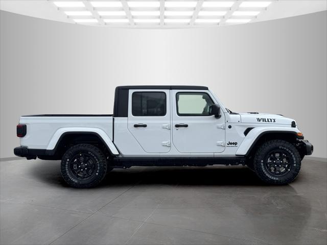new 2025 Jeep Gladiator car, priced at $42,646