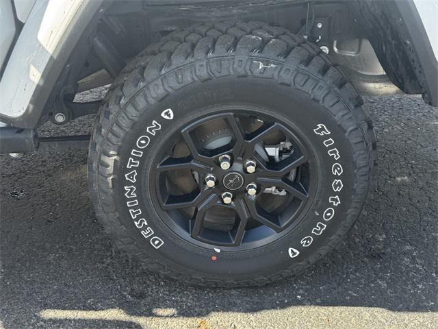 used 2025 Jeep Gladiator car, priced at $41,652