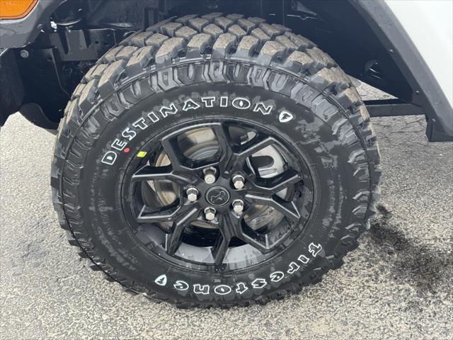 new 2025 Jeep Gladiator car, priced at $42,646