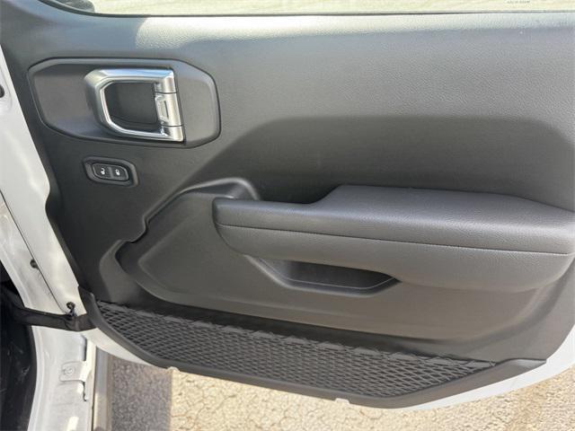 used 2025 Jeep Gladiator car, priced at $41,652