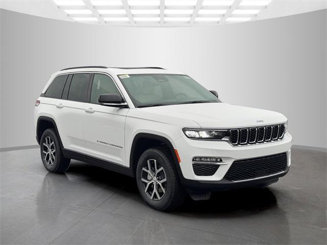 new 2025 Jeep Grand Cherokee car, priced at $43,488