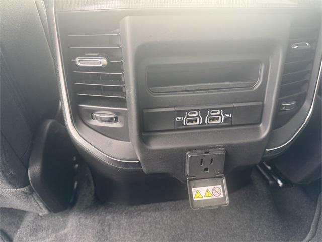 new 2025 Ram 1500 car