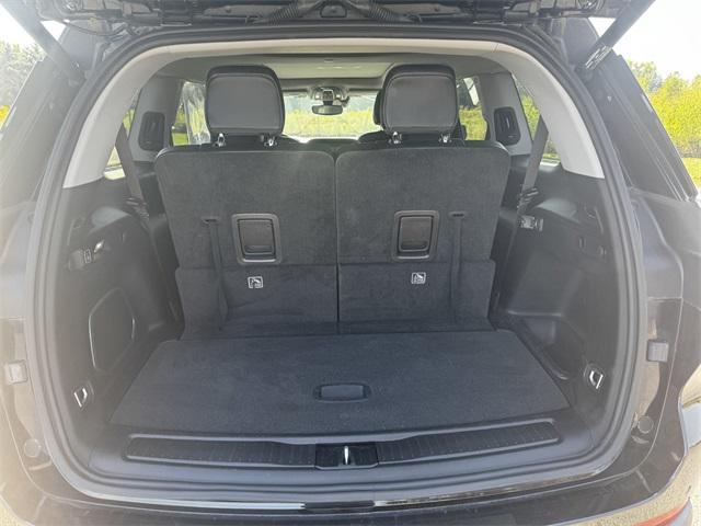 used 2021 Jeep Grand Cherokee L car, priced at $28,982