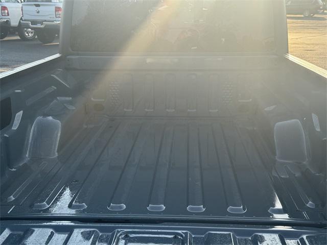 new 2025 Jeep Gladiator car, priced at $42,588