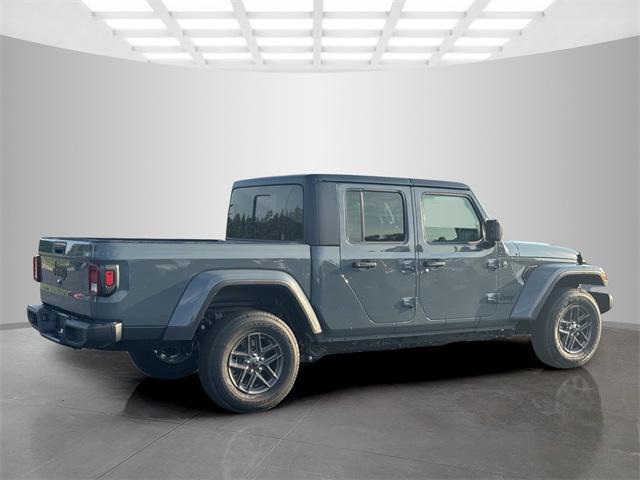 new 2025 Jeep Gladiator car, priced at $42,588