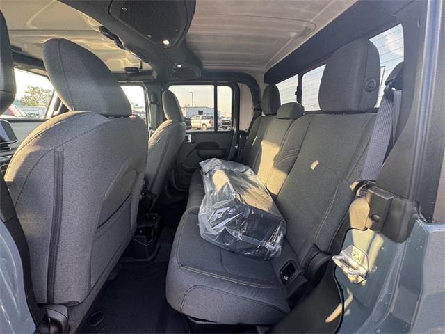 new 2025 Jeep Gladiator car, priced at $42,588