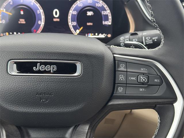 new 2025 Jeep Grand Cherokee car, priced at $45,986