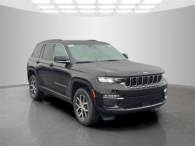 new 2025 Jeep Grand Cherokee car, priced at $45,986